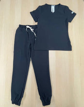 Cargar imagen en el visor de la galería, JOGGER Licrado Pantalón y Blusa Dama en Antifluidos Negro REF.: PB 534 RNN