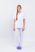 Cargar imagen en el visor de la galería, Pantalón y Blusa Dama Antifluidos blanco REF.: PB032AJ