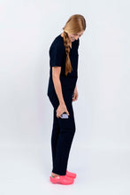 Cargar imagen en el visor de la galería, Pantalón y Blusa Dama Antifluidos Azul Noche REF.: PB032AJAN