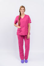 Cargar imagen en el visor de la galería, Pantalón y Blusa Dama en antifluidos CEREZA REF.: PB117AJCE