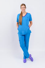Cargar imagen en el visor de la galería, Pantalón y Blusa Dama en antifluidos Azul Turquesa REF.: PB235AJAT-M