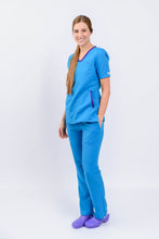 Cargar imagen en el visor de la galería, Pantalón y Blusa Dama en antifluidos Azul Turquesa REF.: PB235AJAT-M