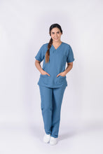 Cargar imagen en el visor de la galería, Pantalón y Blusa Dama Antifluidos Azul Petróleo REF.: PB032AJAP