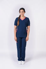 Cargar imagen en el visor de la galería, Pantalón y Blusa Dama Antifluidos Azul Oscuro REF.: PB235AJAO-RC