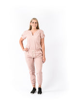 Cargar imagen en el visor de la galería, JOGGER EN DRIL PARA DAMA - PANTALON Y BLUSA  EN DRIL QATAR ROSADO: REF: PB 536 DQR