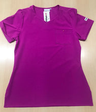 Cargar imagen en el visor de la galería, Jogger Licrado Pantalón y Blusa Dama en Antifluidos Fucsia REF.: PB 534 RNF