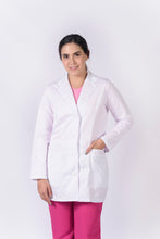 Cargar imagen en el visor de la galería, Bata para Dama Blanca  3/4 Bordada en Cuello, REF.: LB186GT