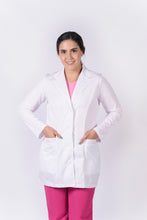 Cargar imagen en el visor de la galería, Bata para Dama Blanca  3/4 Bordada en Cuello, REF.: LB186GT