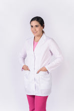 Cargar imagen en el visor de la galería, Bata para Dama Blanca  3/4 Bordada en Cuello, REF.: LB186GT