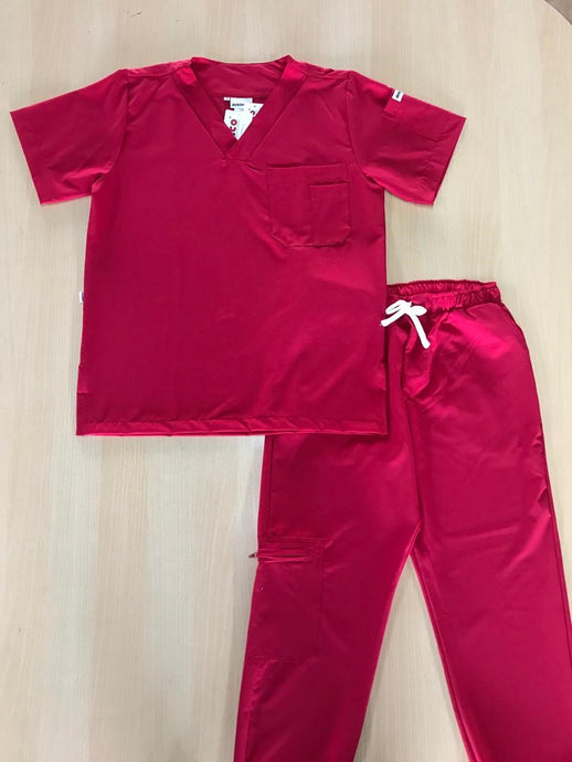 PB483RNRO JOGGER Pantalón y Blusa Unisexo Antifluidos Nigeria Rojo