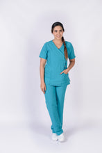 Cargar imagen en el visor de la galería, Pantalón y Blusa Dama en antifluidos azul aguamarina REF.: PB179AJAGO-AO