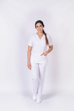 Cargar imagen en el visor de la galería, Pantalón y Blusa Dama Antifluidos BLANCO REF.: PB281RAJ
