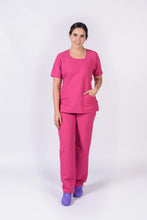 Cargar imagen en el visor de la galería, Pantalón y Blusa Dama Antifluidos cereza fuerte REF.: PB325AJCE