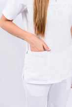 Cargar imagen en el visor de la galería, Pantalón y Blusa Dama Antifluidos Blanco REF.: PB384AJ
