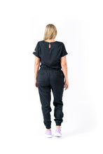 Cargar imagen en el visor de la galería, JOGGER Licrado Pantalón y Blusa Dama en Antifluidos Negro REF.: PB 481 AUN