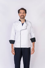 Cargar imagen en el visor de la galería, Blusa para cheff con broches REF: LB230GT-UN