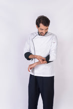 Cargar imagen en el visor de la galería, Blusa para cheff con broches REF: LB230GT-UN