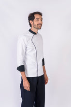 Cargar imagen en el visor de la galería, Blusa para cheff con broches REF: LB230GT-UN