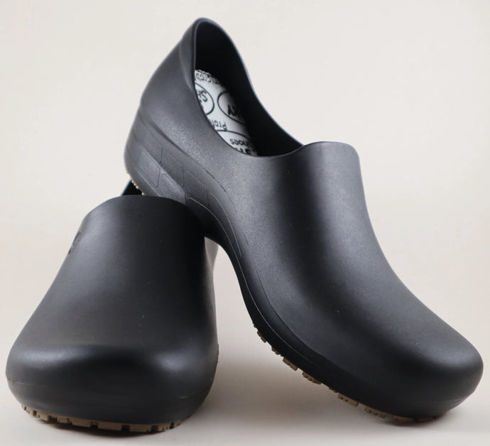 Zapato Unisexo Negro Importado del Brasil REF.: ZA7001N
