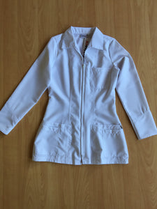 Bata para Dama en Antifluidos Blanco 3/4  REF: LB185AJ