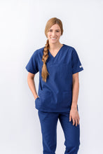 Cargar imagen en el visor de la galería, Pantalón y Blusa Dama Lino Montreal Azul Indigo REF: PB031MAI